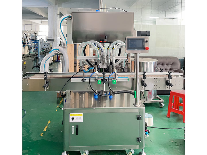 四头辣椒酱灌装机